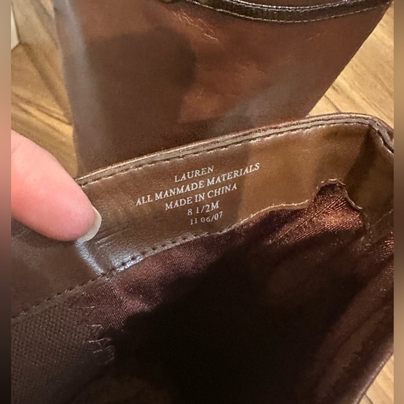 Liz Claiborne beautiful brown square boots perfect for Spring and fall. - Picture 5 of 5